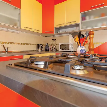 5 Bedroom Gorgeous In *